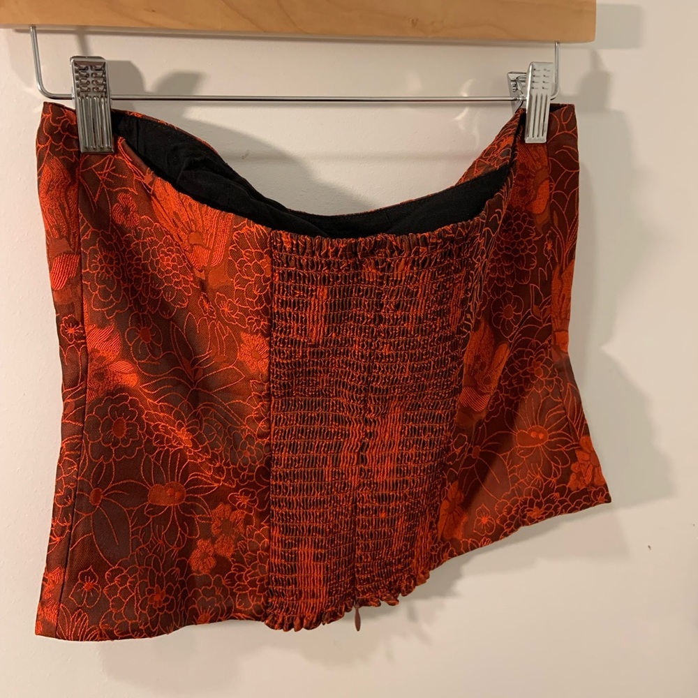NWT Reformation Giorgia strapless top in red floral jacquard - size 2 - Picture 8 of 8